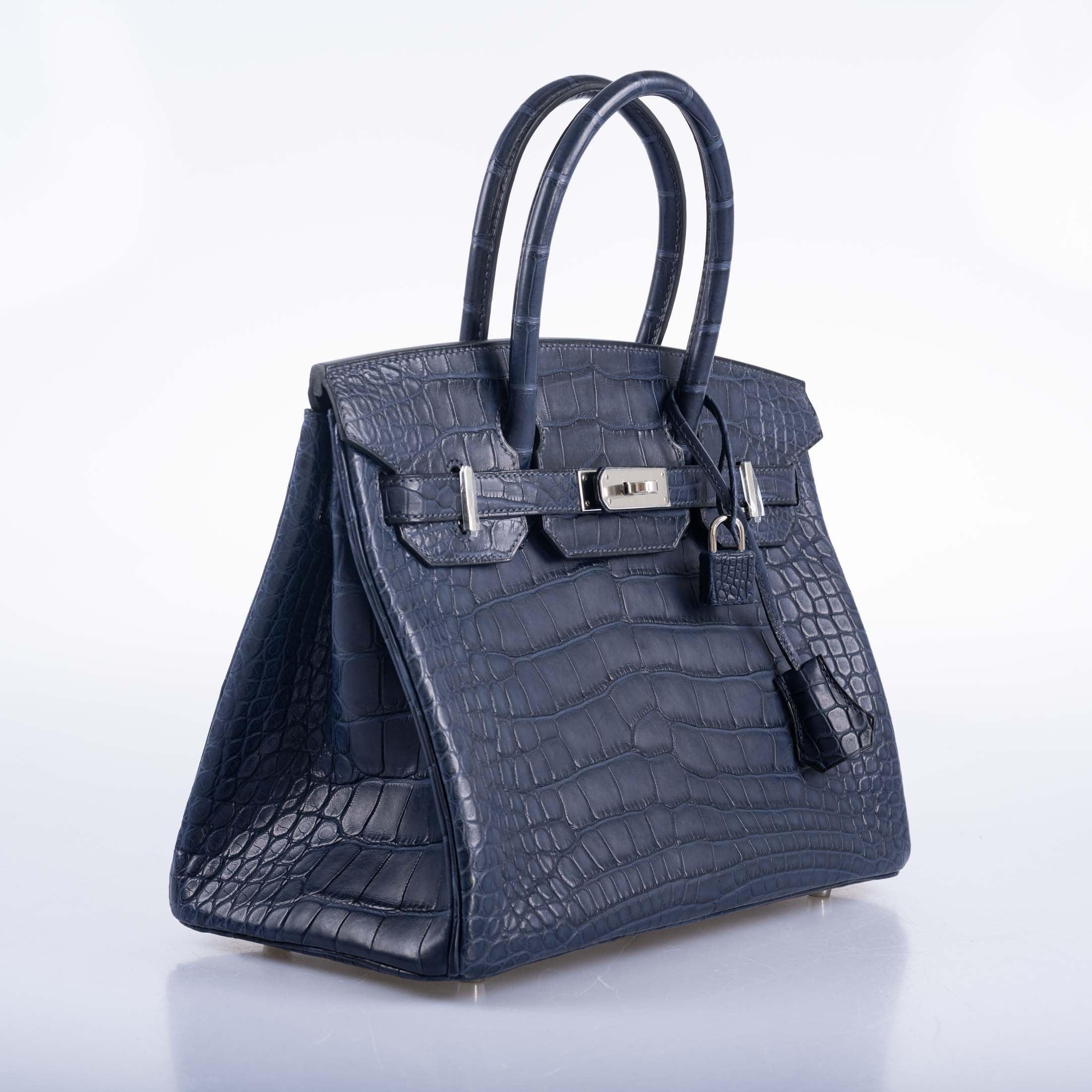 Hermès HSS Birkin 30 Blue Marine Alligator - Exquisite Design & Quality 5 Hermès HSS Birkin 30 Blue Marine Alligator - Exquisite Design & Quality - Image 5